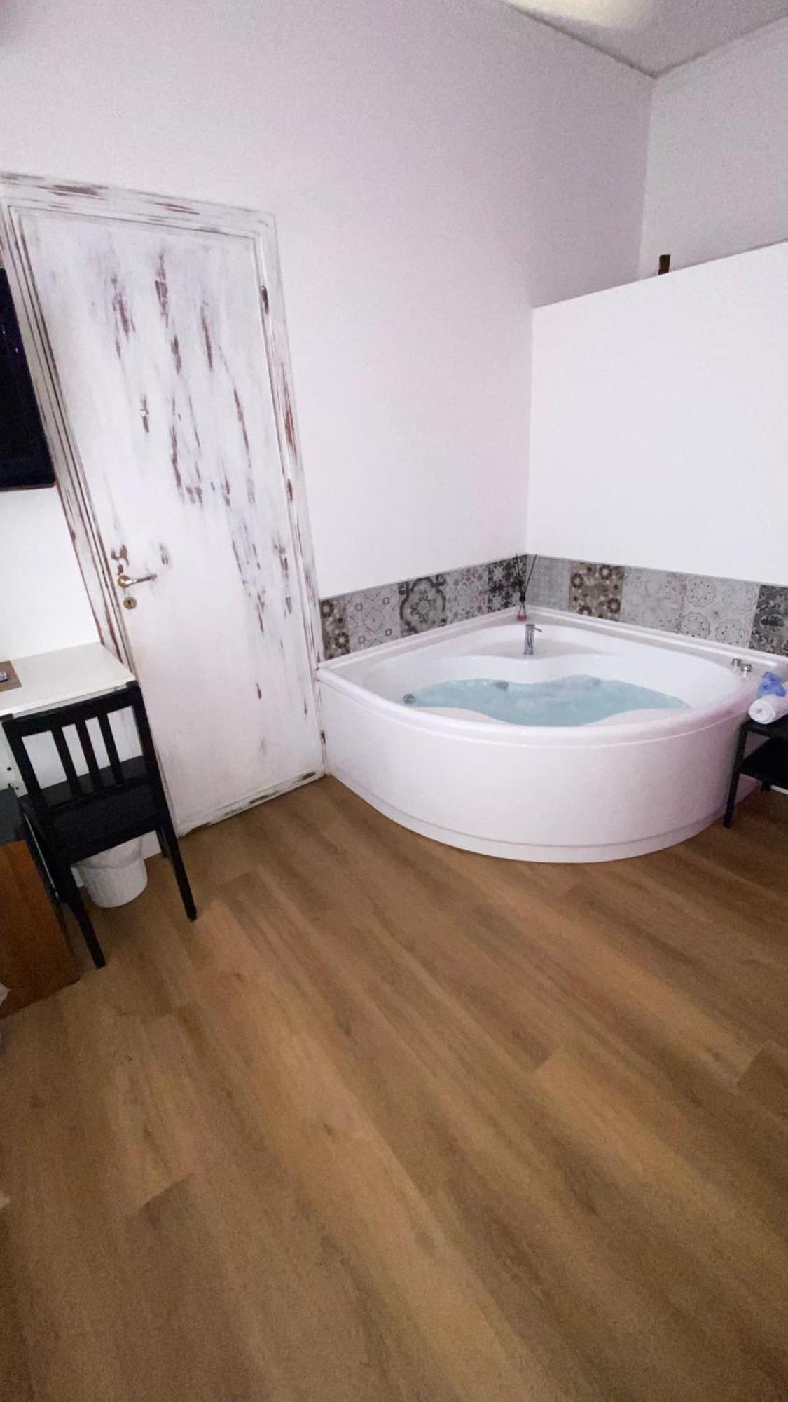 Suitesicily Rooms Palermo 알타빌라밀리치아 외부 사진