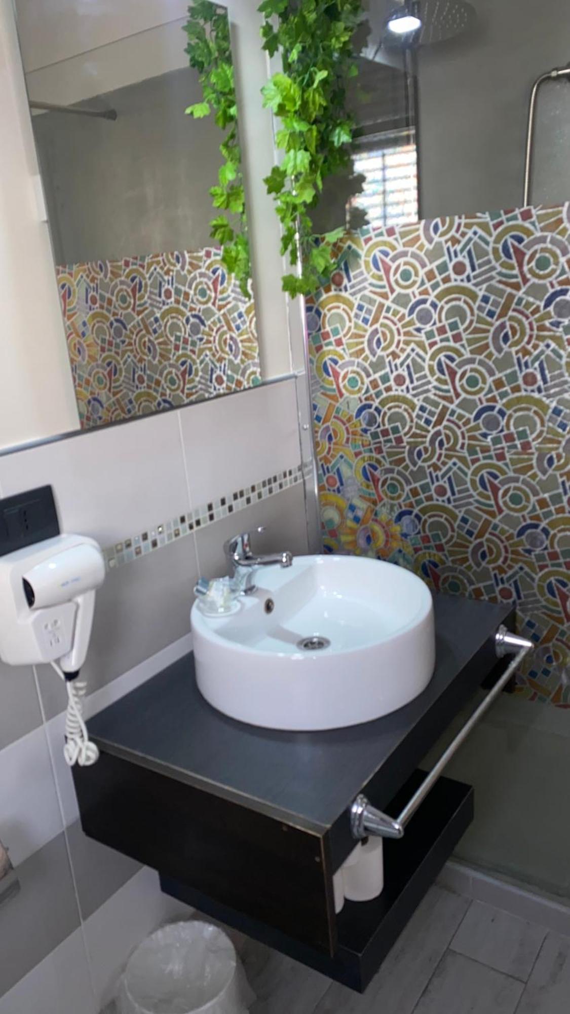 Suitesicily Rooms Palermo 알타빌라밀리치아 외부 사진